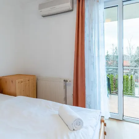 Egyuett A Csalad Ii By Bltn Apartmán Siófok
