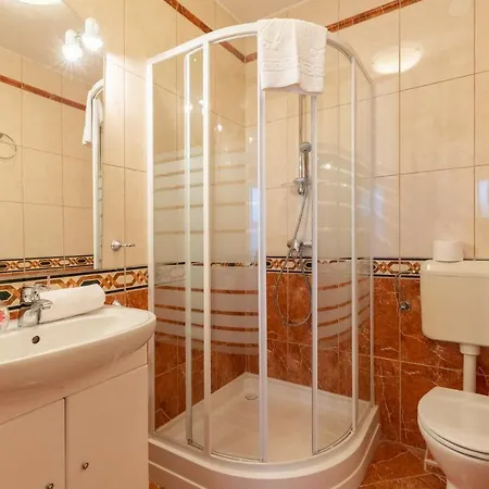 Egyuett A Csalad Ii By Bltn Apartmán Siófok