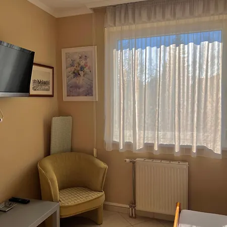 Egyuett A Csalad By Bltn アパート