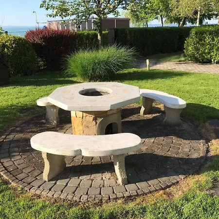 Egyuett A Csalad Ii By Bltn * Siófok