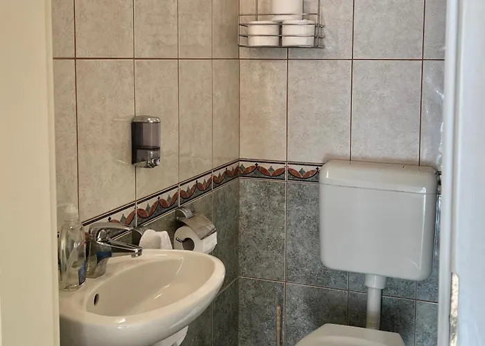 Egyuett A Csalad By Bltn