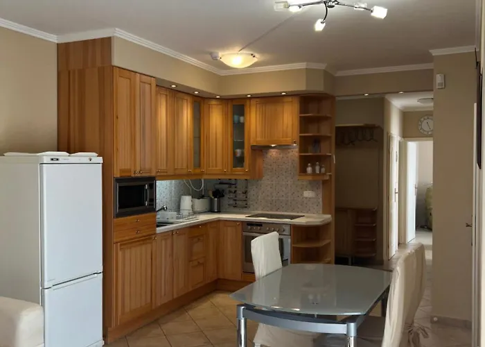 Apartment Egyuett A Csalad By Bltn