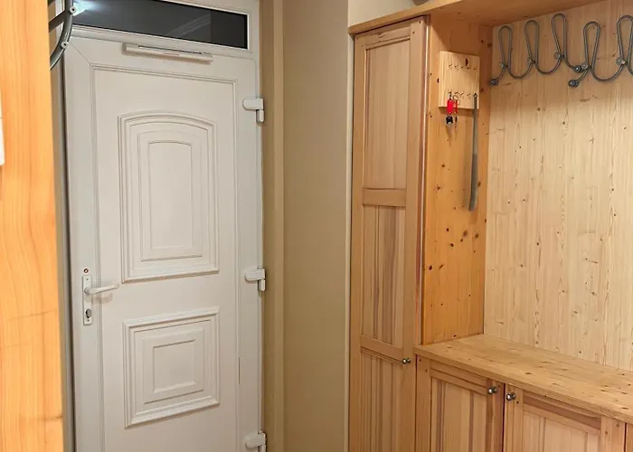 Egyuett A Csalad By Bltn